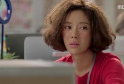 她很漂亮全集在线观看,颜值与智慧并存的青春传奇