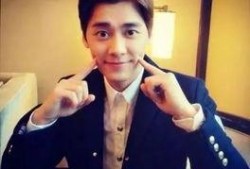 李易峰小姐姐爆料视频,揭秘明星幕后故事